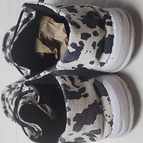 Canvas Black White Cow Print Canvas Slip On Shoes Size 13 - Picture 2 of 6